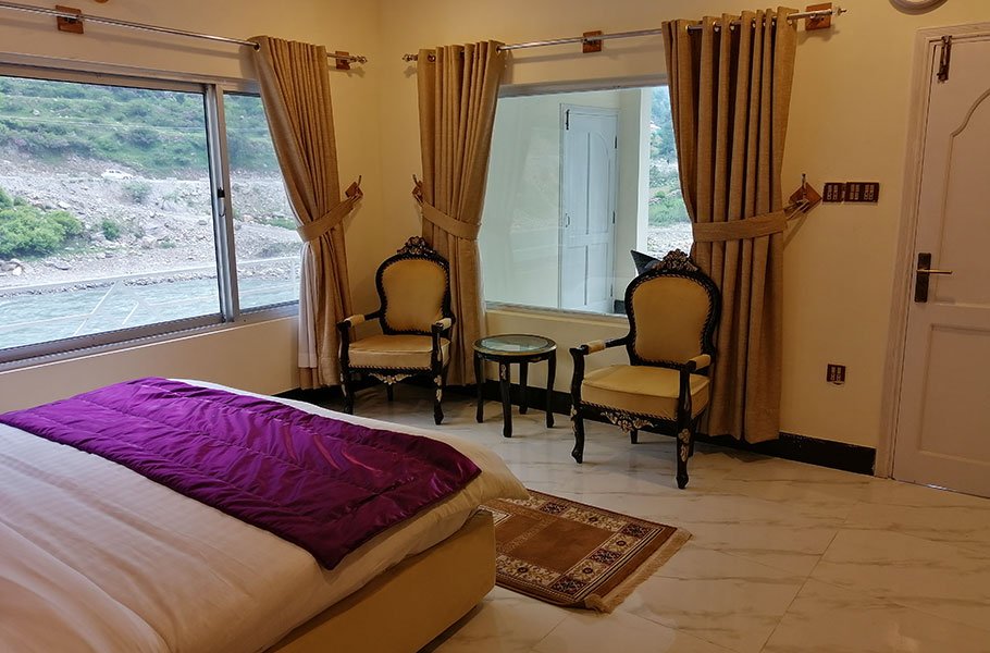 VIP-Suite-Rooms-Parhena-Cottages-2